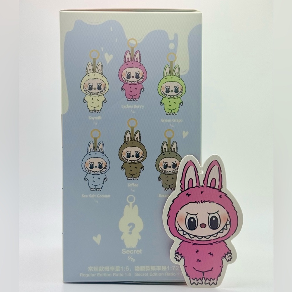 POP MART- Exciting Macaron Labubu- LYCHEE BERRY - Picture 3 of 6